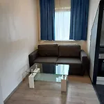 Апартаменти Apartmenthaus Am Rennplatz Бремен